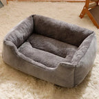 Cama FURVIA™ CozyNest Bed